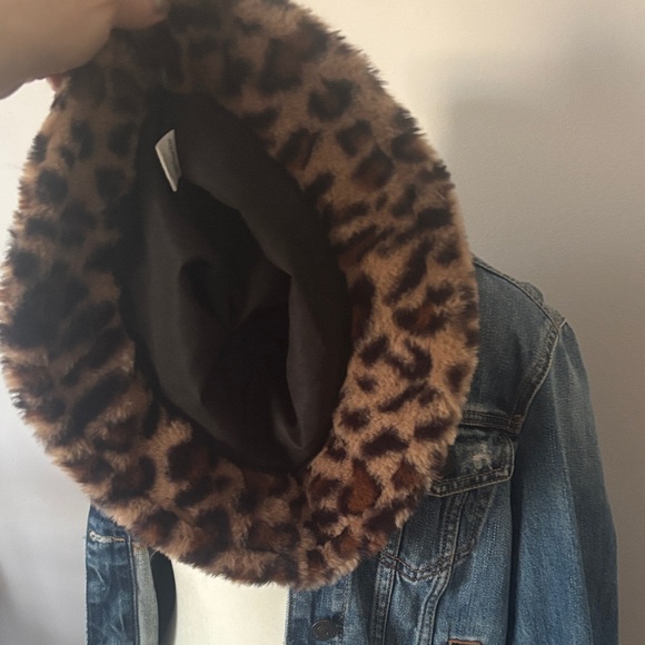 Ed Hardy Brown Leopard Bucket Hat with Skull Design NWT - Picture 11 of 11